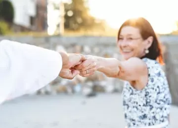 « Mes orthèses ne me quittent jamais ! » Le témoignage de Francine, patiente chez Équilibre