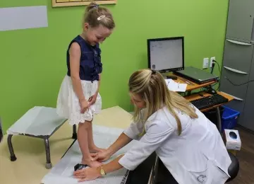 L’examen biomécanique pour enfant: à quoi s’attendre