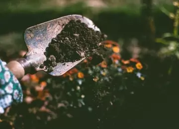 6 conseils pour éviter de se blesser pendant le grand ménage du printemps