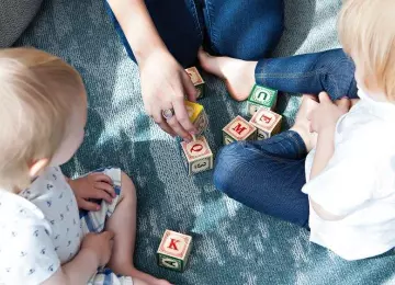 Positions de l’enfant: lesquelles encourager?