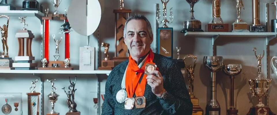 Gaétan Boucher: un champion olympique actif malgré son arthrose du genou